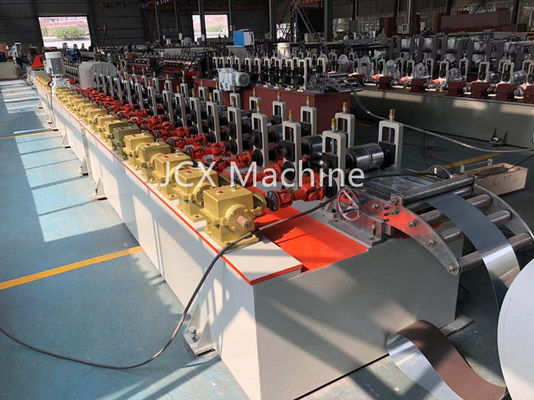 पु फोम शटर डोर रोल बनाने की मशीन 380V 50Hz 3 चरण