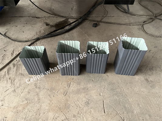 380V 50HZ 3 चरण रूफ रिज कैप रोल बनाने की मशीन डाउनस्पॉउट नंबर 45 स्टील लेपित