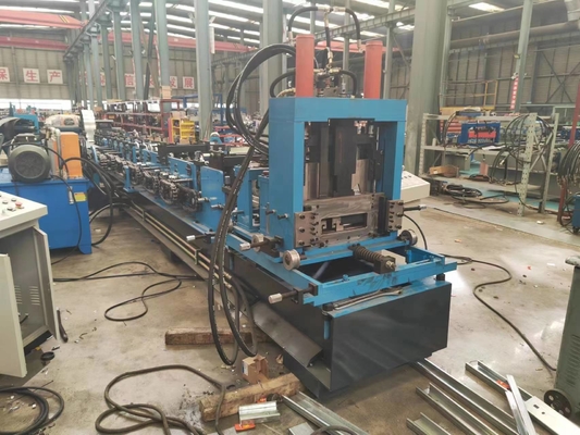 G350 G550 2.4mm पूर्ण हार्ड स्टील जस्ती स्टील प्रोफाइल C/Z शहतीर रोल बनाने की मशीन